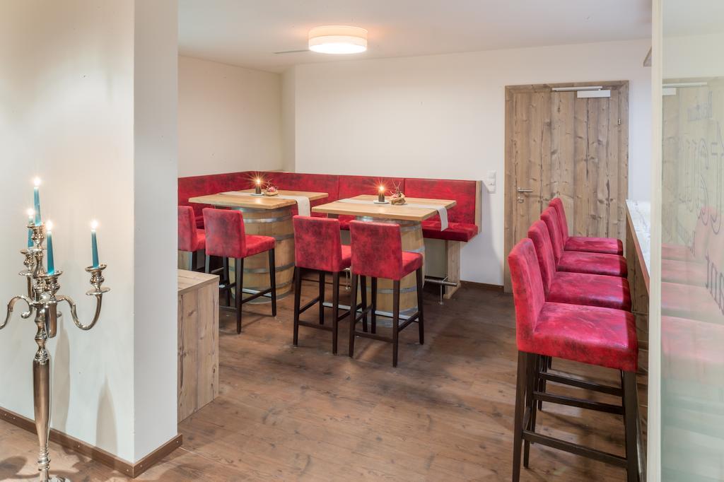 זולדן A Casa Saphir Appartement-Hotel מראה חיצוני תמונה