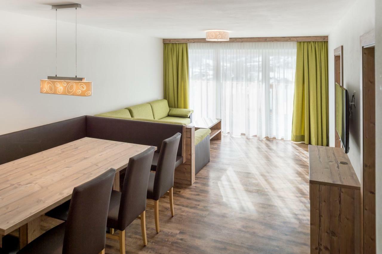 זולדן A Casa Saphir Appartement-Hotel מראה חיצוני תמונה
