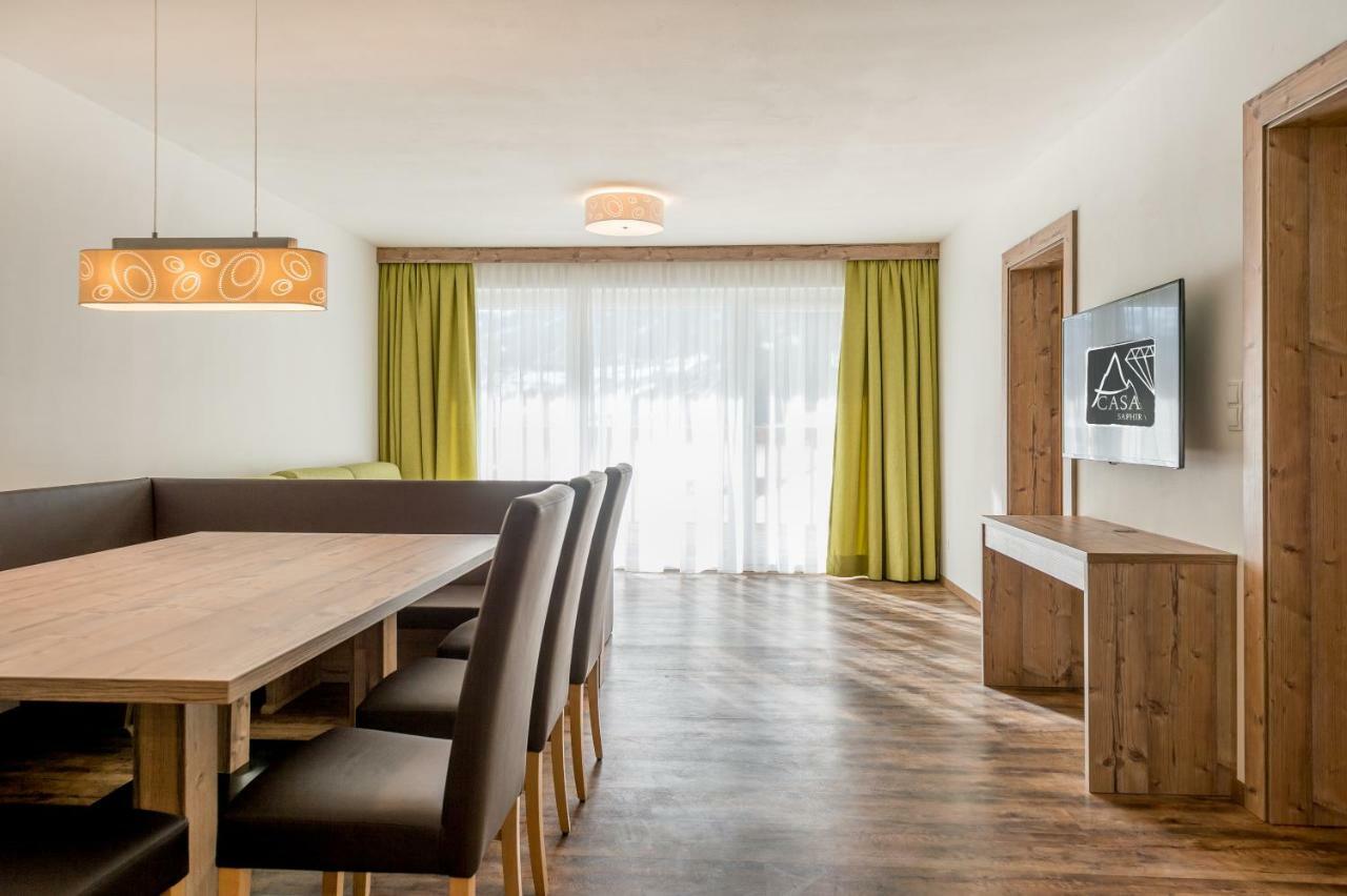 זולדן A Casa Saphir Appartement-Hotel מראה חיצוני תמונה