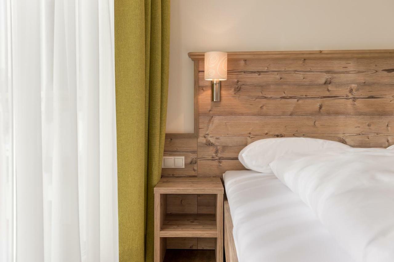 זולדן A Casa Saphir Appartement-Hotel מראה חיצוני תמונה
