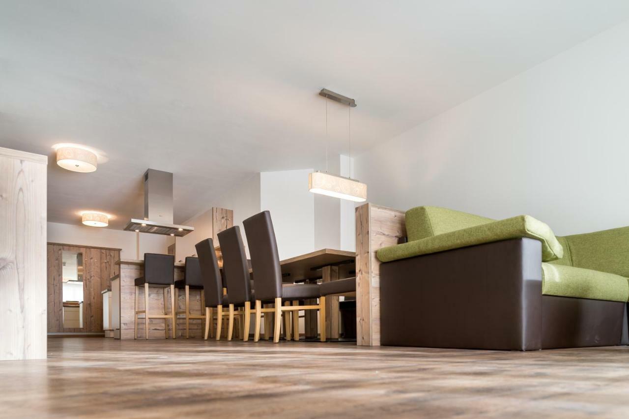 זולדן A Casa Saphir Appartement-Hotel מראה חיצוני תמונה