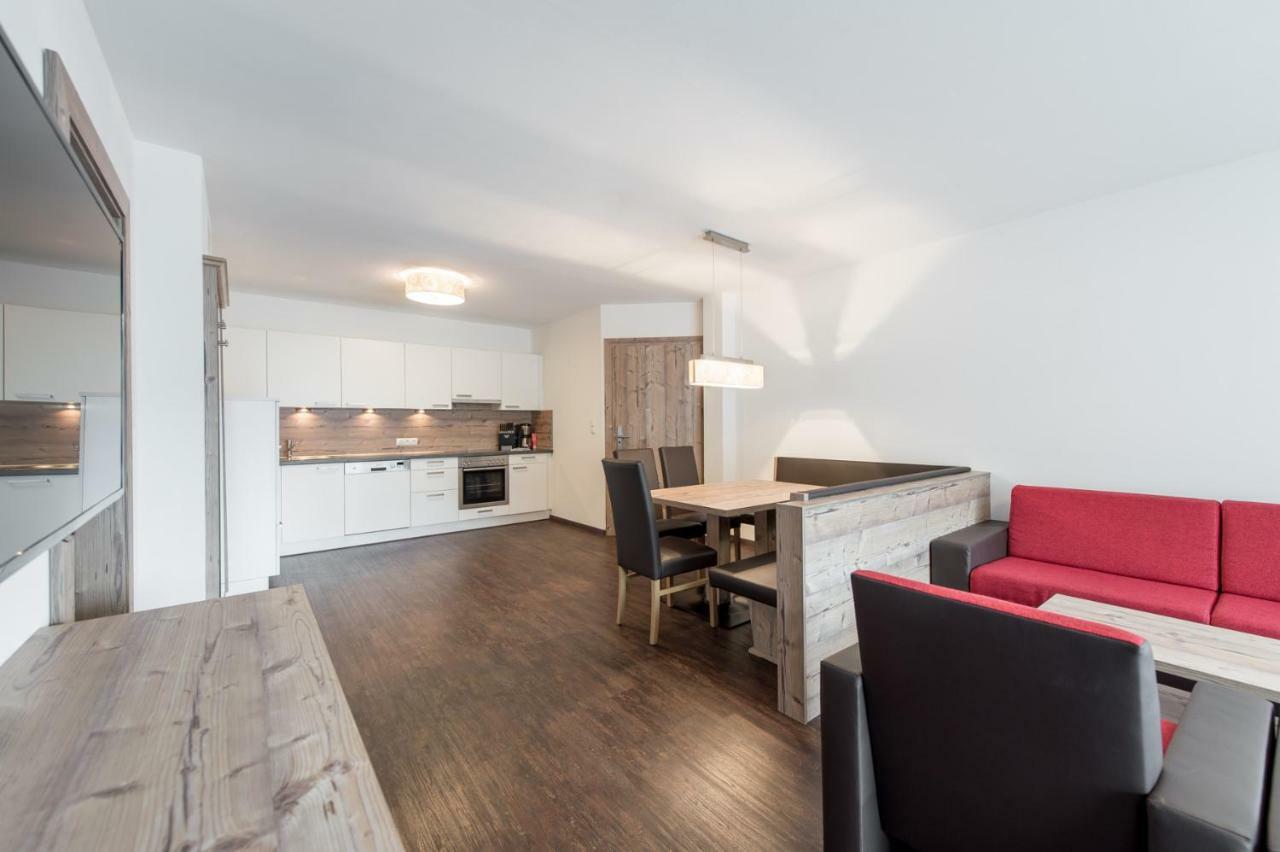 זולדן A Casa Saphir Appartement-Hotel מראה חיצוני תמונה