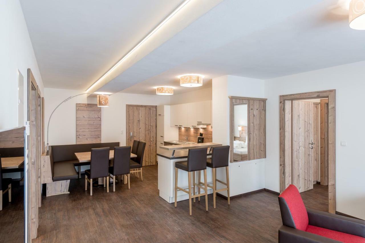 זולדן A Casa Saphir Appartement-Hotel מראה חיצוני תמונה